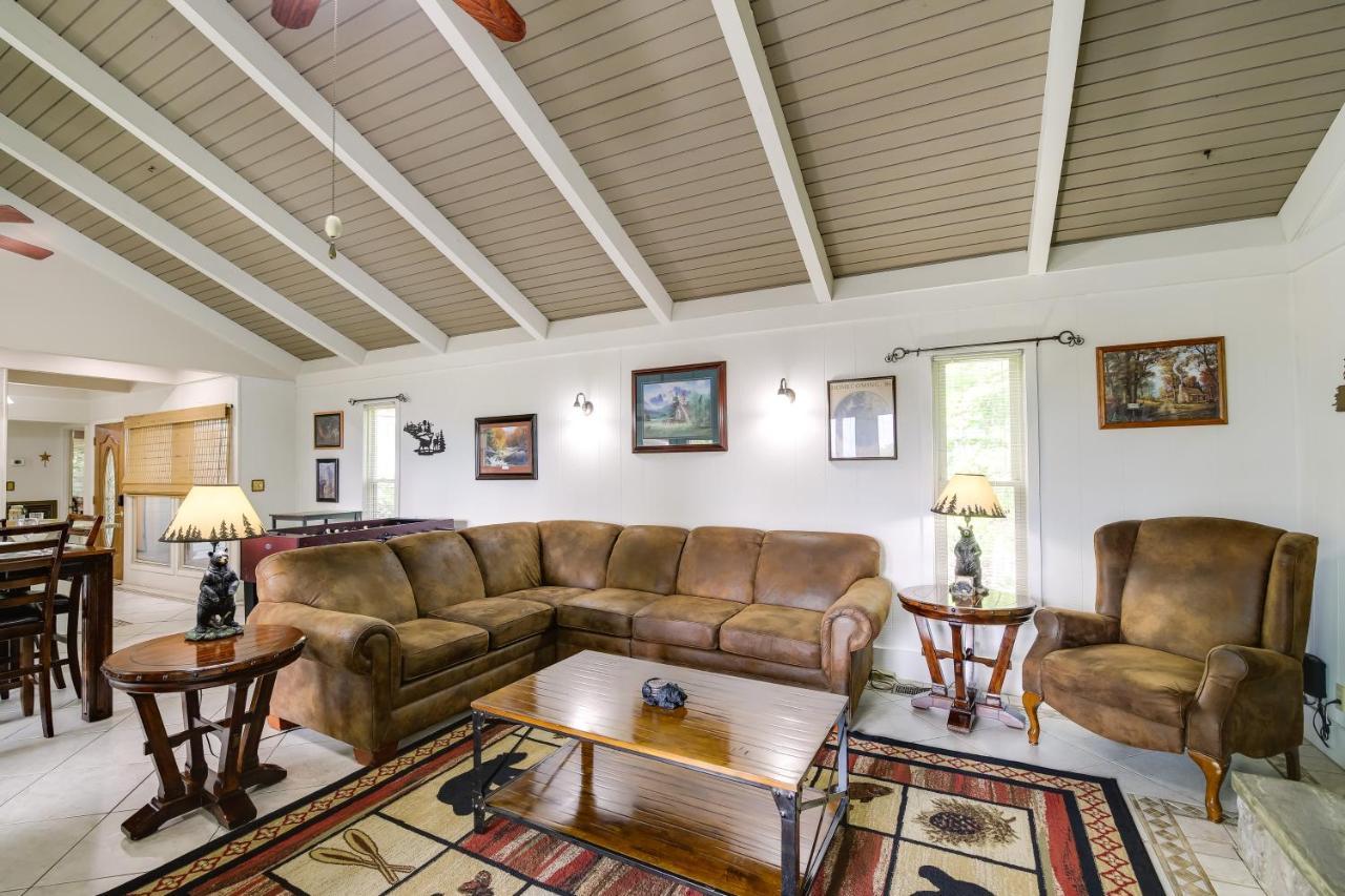 Gatlinburg Home Mountain Views And Indoor Hot Tub! Екстериор снимка